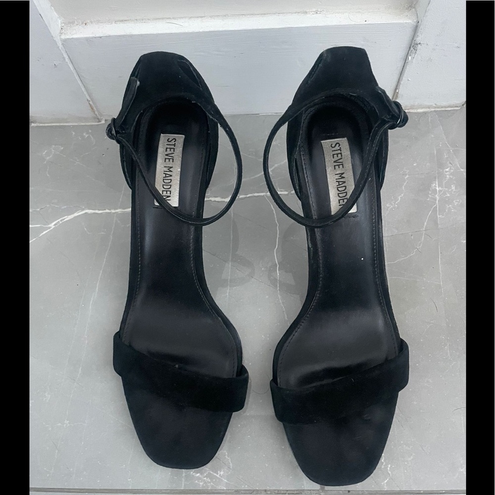 Black simple heels